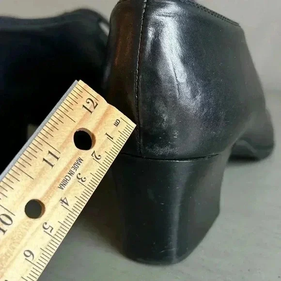 Jennifer Moore Leather Pointed Toe Lace Up Black Block Heels Women Size 9 Brazil - Picture 13 of 14